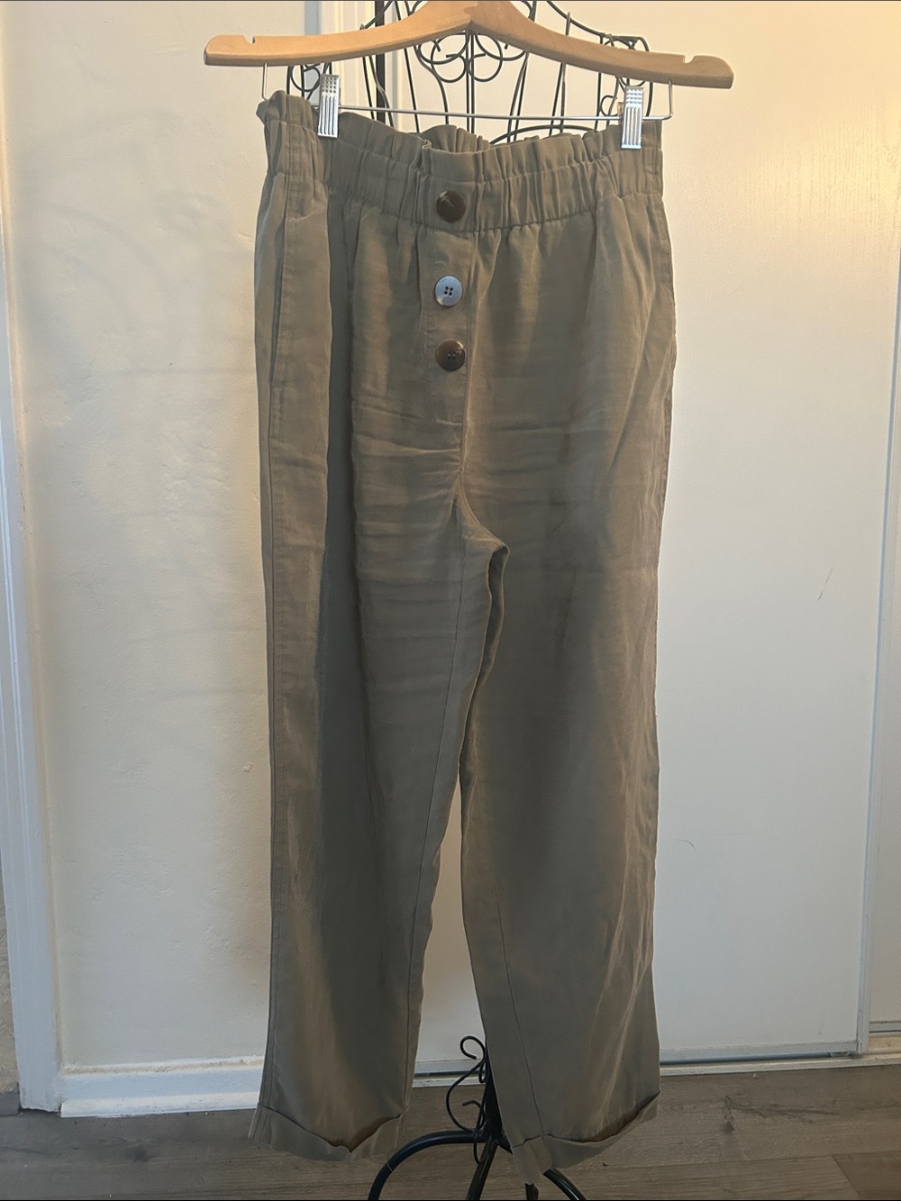 Zara High-Waist Button-Front Chinos in Olive Green Linen Size M